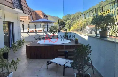 Excelente cobertura duplex próxima ao centro da cidade