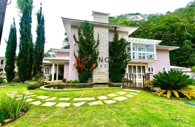 Casa à venda no bairro parque do imbui - teresópolis/rj