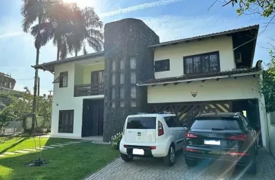 Casa com 3 quartos à venda no Saguaçu, Joinville 
