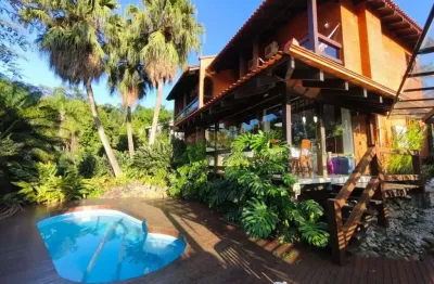 Casa em condomínio fechado no glória com 3 quartos para venda, 400 m²