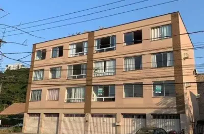 Apartamento com 3 quartos para alugar na Rua Otto Boehm, 905, Glória, Joinville