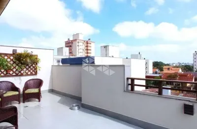 A venda cobertura 3 dormitórios, 2 vagas de garagem, no bairro vila ipiranga, em porto alegre/rs
