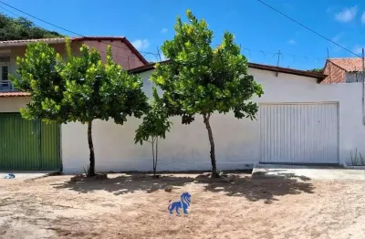 Casa com 3 quartos à venda na Rua Professor Adroaldo Teixeira Castelo, 329, Manoel Dias Branco, Fortaleza