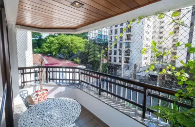 Apartamento com 4 quartos para alugar na Avenida Pavão, Moema, São Paulo