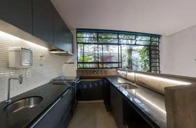 Casa sobrado 2 suítes com design autoral  | Rua sem saída - Brooklin