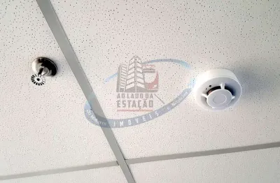 Sala comercial para alugar na Rua Luiz Seráphico Júnior, Jardim Caravelas, São Paulo