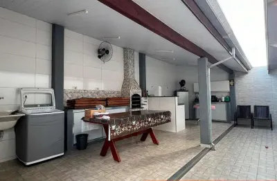 Casa à venda em parque dos eucaliptos - 3 dorms por r$499mil