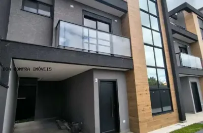 Sobrado para Venda em Curitiba, Pinheirinho, 3 dormitórios, 1 suíte, 3 banheiros, 2 vagas