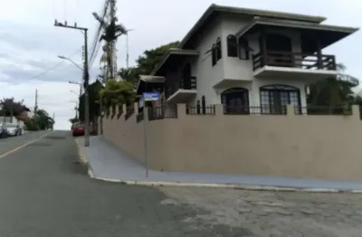 Casa para venda em barra velha, centro, 3 dormitórios, 1 suíte, 4 banheiros, 3 vagas
