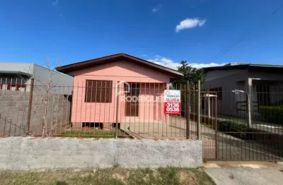 Casa com 2 quartos para alugar na Pitangueiras, 214, São Jorge, Portão por R$ 1.335
