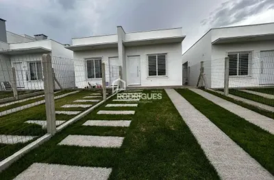 Casa com 2 quartos para alugar na rua imbé, 232, estação portão, portão por r$ 1.500