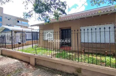 Casa comercial para alugar na rua azambuja fortuna, 237, fião, são leopoldo por r$ 3.300