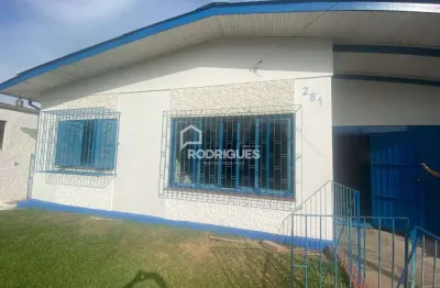 Casa com 3 quartos para alugar na rua marinho da silva silveira, 281, santa teresa, são leopoldo por r$ 4.400