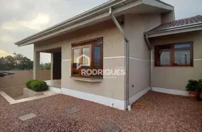 Casa com 3 quartos para alugar na theobaldo roese, 93, estação portão, portão por r$ 5.560