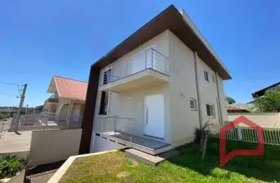 Casa com 3 quartos para alugar na Rua Clóvis José Veeck, 35, São José, São Leopoldo por R$ 5.800