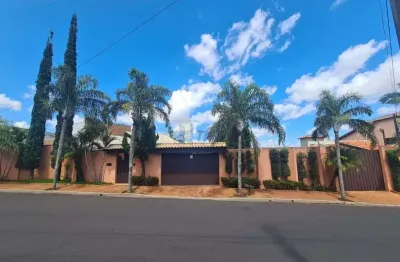 Casa com 4 quartos à venda no Jardim Cardinalli, São Carlos , 370 m2 por R$ 1.596.000