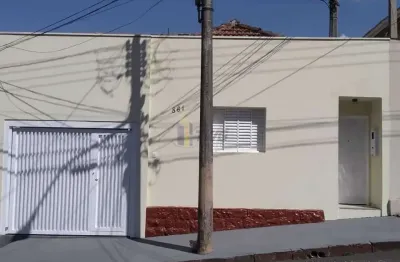 Casa com 2 quartos para alugar no Centro, São Carlos 