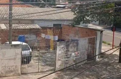 Casa com 3 quartos para alugar no Jardim Jóckei Club A, São Carlos  por R$ 2.000
