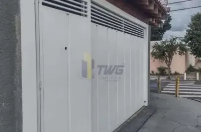 Casa com 3 quartos para alugar na Vila Morumbi, São Carlos  por R$ 2.056