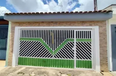 Casa com 2 quartos para alugar no Parque Sisi, São Carlos  por R$ 1.862