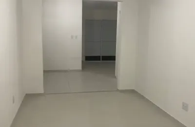 Linda casa para alugar em condomínio no sim. condomínio completo com área de lazer e área esportiva