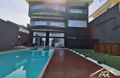 Luxuosa casa no parque dos príncipes, 4 suítes e 9 vagas.