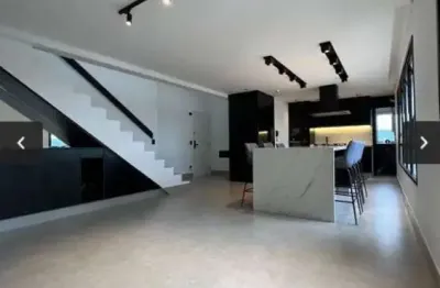 Maravilhosa cobertura 171m²  em alphaville recém reformada!