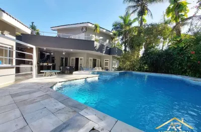 Casa à venda em riviera de são lourenço - ac 361m² e at 525m² - 4 suítes.