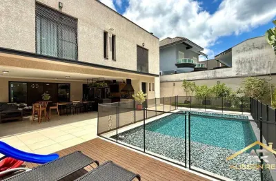 Belíssima casa tamboré 10, 4 suítes, 534m², mobiliada e decorada!