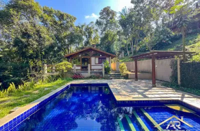 Linda casa 260m² com 3 quartos, 1 suíte e 5 vagas na granja viana - sp.