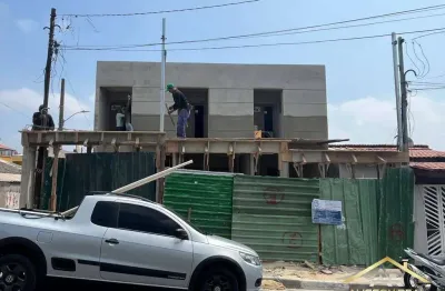Sobrados novos em construção no cipava em osasco 2 e 3 quartos e 2 vagas.