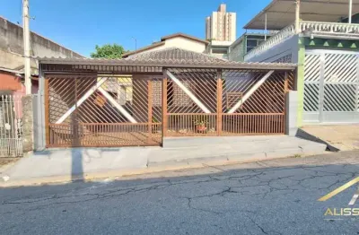 Casa térrea de 134m² com 2 quartos, 1 banheiro, 2 vagas no km 18 / osasco.