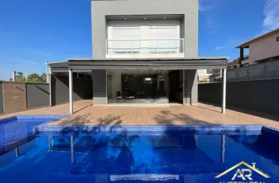 Casa condomínio de 360m², 3 suítes, 4 wc, 2 vagas em santana de parnaíba/sp