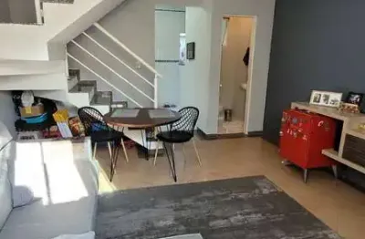 Linda casa de condomínio 64m² - condomínio villagio alto do padroeira.