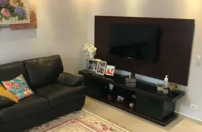 Linda casa totalmente térrea, jaguaribe, osasco, são paulo.