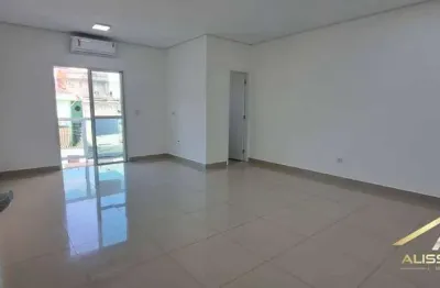 Sala comercial para locação medindo 40 m² com ar condicionado.