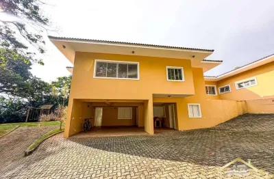 Excelente casa em cond., 362,94m², 5 dorms, 2 sts, santana de parnaíba - sp