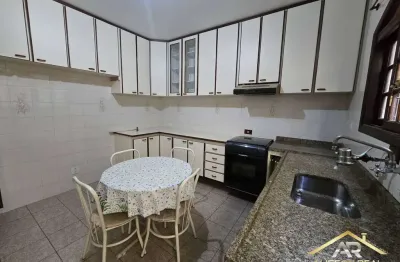 Sobrado sendo 3 quartos + edícula + 2 vagas no bela vista em osasco.