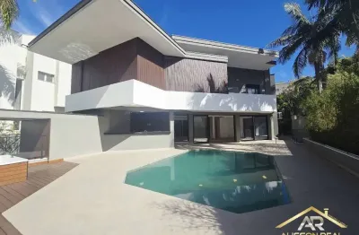 Belíssima casa, 4 sts, 7 wc, 6 vagas, área gourmet - 683m² - alpha zero/sp.