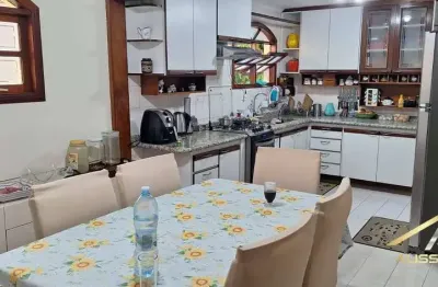 Casa com 3 quartos à venda na Rua Jambeiro, Cidade das Flores, Osasco