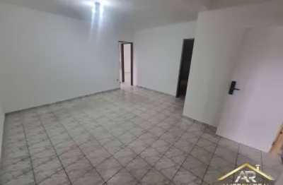 Casa com 2 quartos para alugar na Avenida Santiago Rodilha, Veloso, Osasco