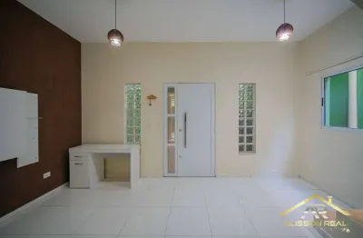 Belo sobrado de 135m², 3 quartos, 1 suíte e 2 vagas em jandira - sp.