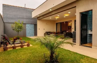 Casa térrea com acabamento de alto padrão com 3 suítes na city bussocaba.