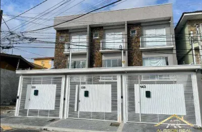 Sobrado de 208m² com 3 quartos, 1 suíte, 2 vagas no bela vista em osasco.