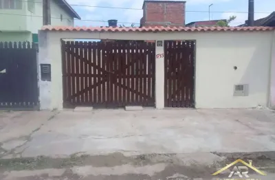 Edícula 130m² de terreno|1 Quarto|8 Vagas em Mongaguá |Aceita financiamento