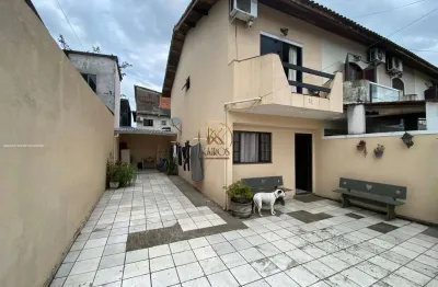Sobrado geminado para venda em guarujá, vila áurea (vicente de carvalho), 2 dormitórios, 2 banheiros, 3 vagas