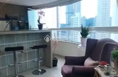 Apartamento com 3 quartos para alugar na rua jacob schmidt, 490, pioneiros, balneário camboriú, 170 m2 por r$ 10.000