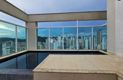 Cobertura com 3 quartos para alugar na rua 2950, 350, centro, balneário camboriú, 250 m2 por r$ 19.950