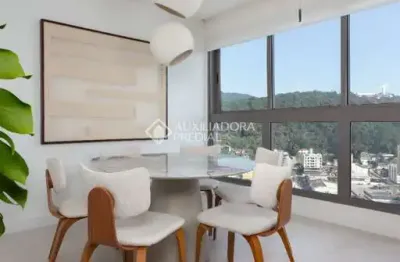Apartamento com 3 quartos para alugar na rua 500, 250, centro, balneário camboriú, 122 m2 por r$ 15.000