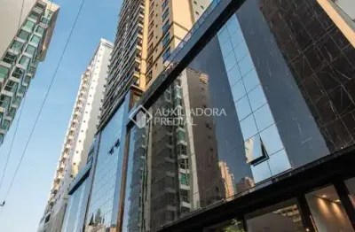 Sala comercial para alugar na rua bruno silva, 51, pioneiros, balneário camboriú, 75 m2 por r$ 6.800
